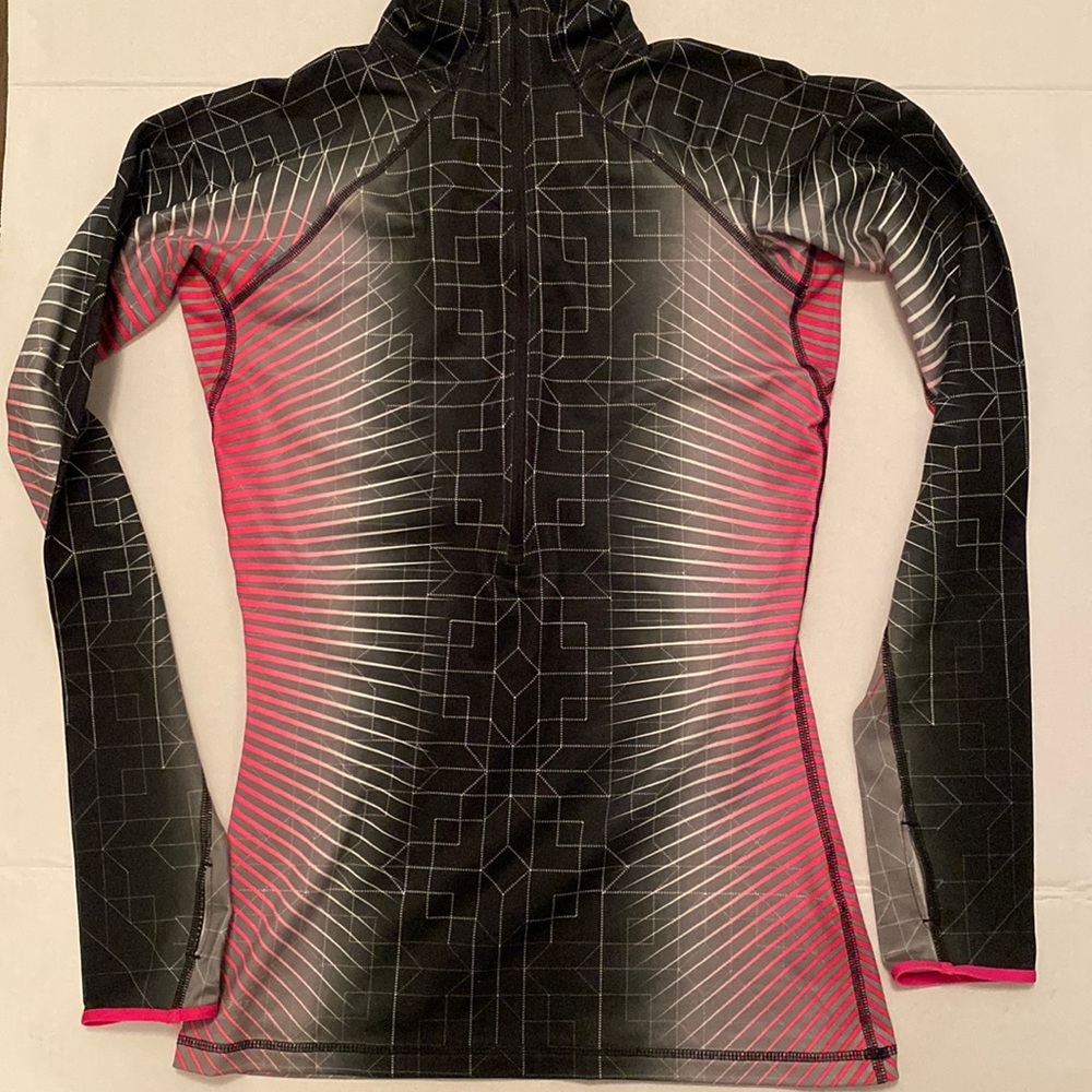 Nike Pro NWOT half zip - dri fit